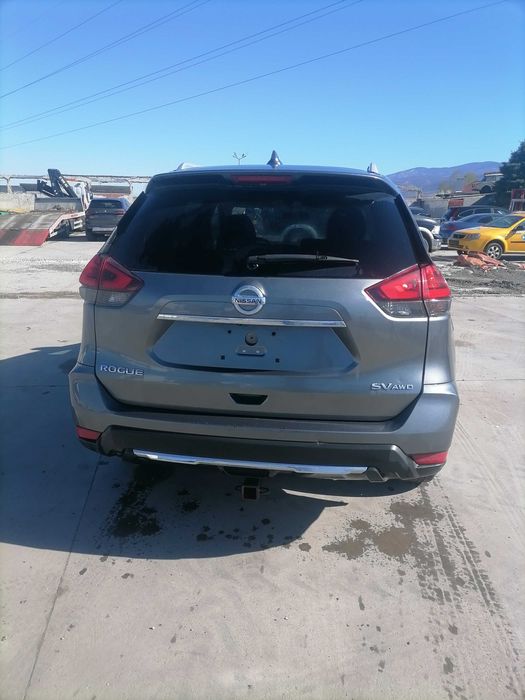 Nissan rogue x-trail 2.5