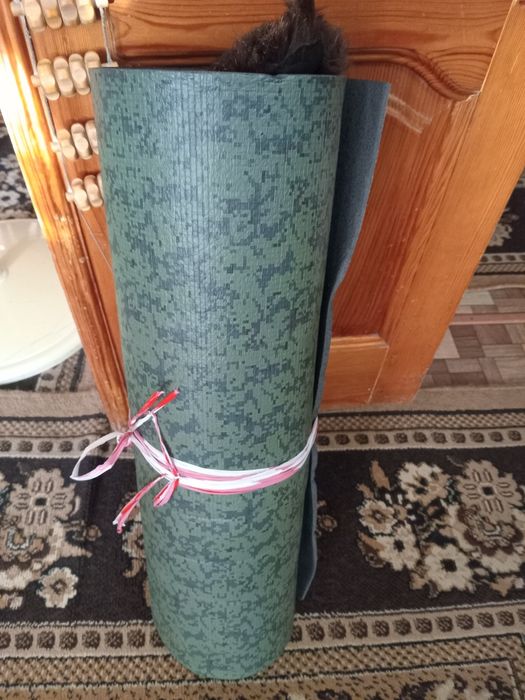 Принадлежности для охоты и рыбалки.