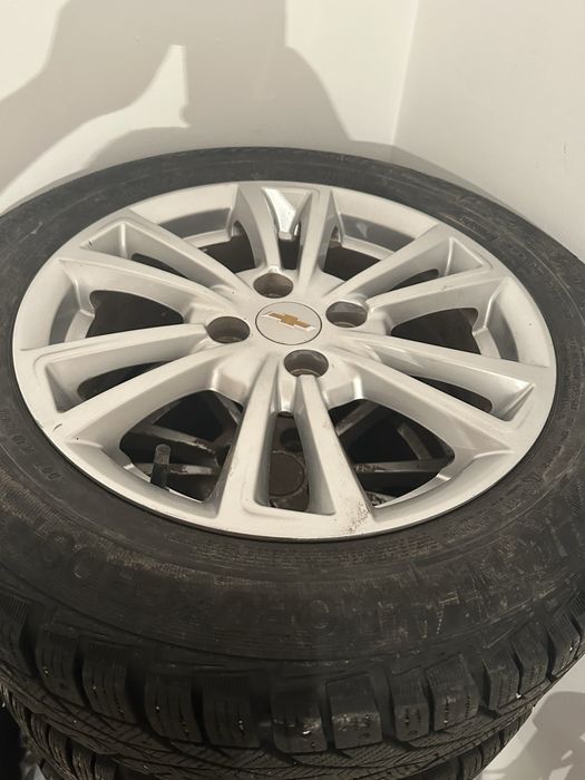 Продам титанка R15 почти новый