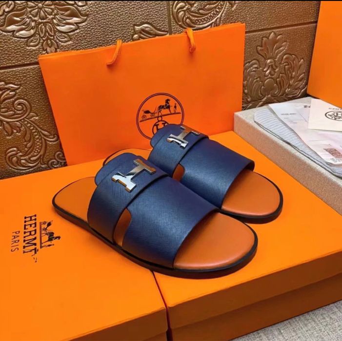 Hermes тапочки.