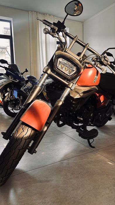 Lifan chopper moto