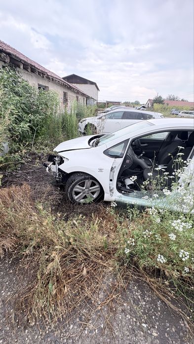 Toyota ayris  2.2   .177  2010g