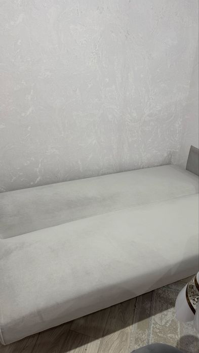 диван срочно продается