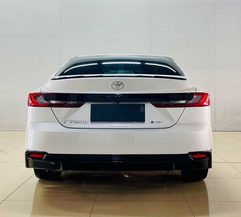 Toyota Camry 2026 Model Dual-Engine 2.0HSE Sport Lite Edition