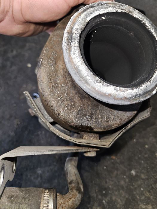 Turbina Bmw e90 n47d20c 177 cp .