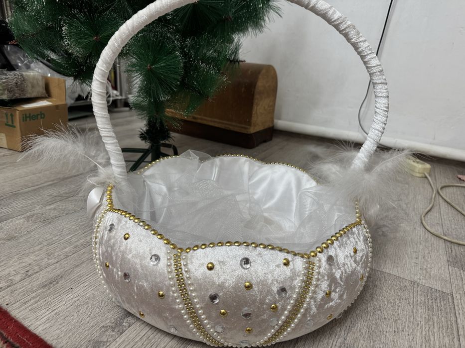 Корзина тойбастар