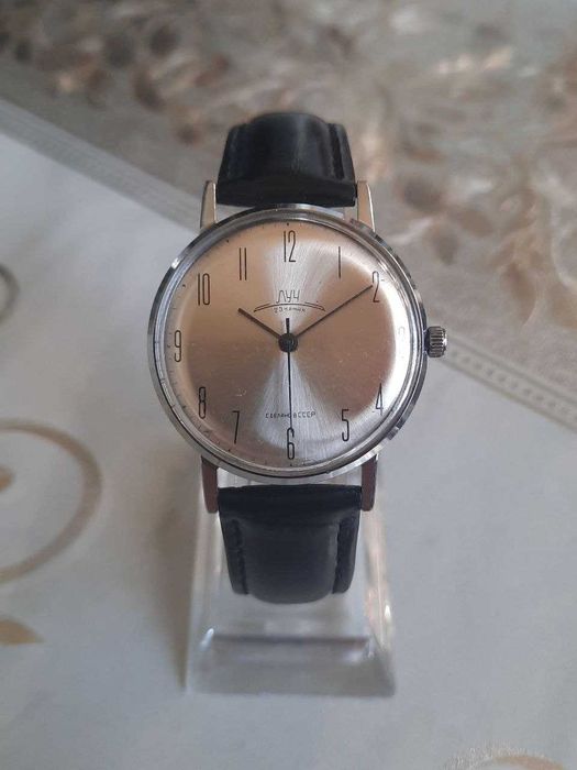Продам часы - Луч