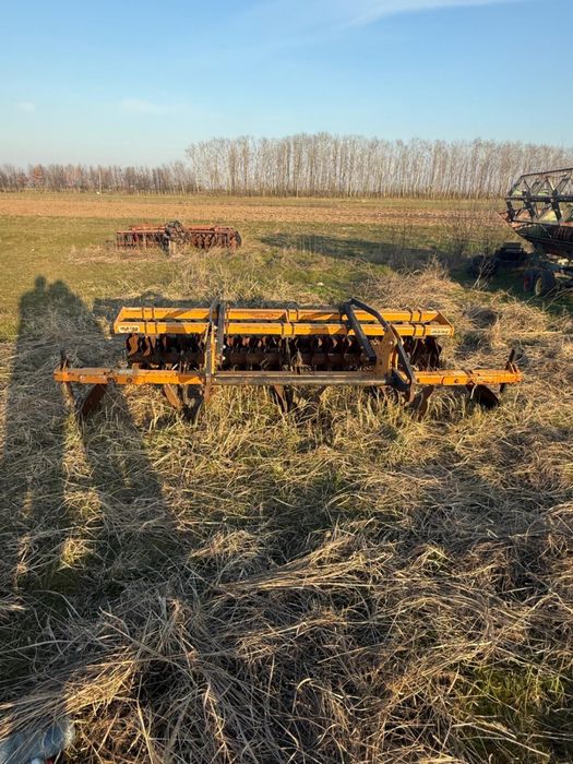 Vand utilaje agricole personale