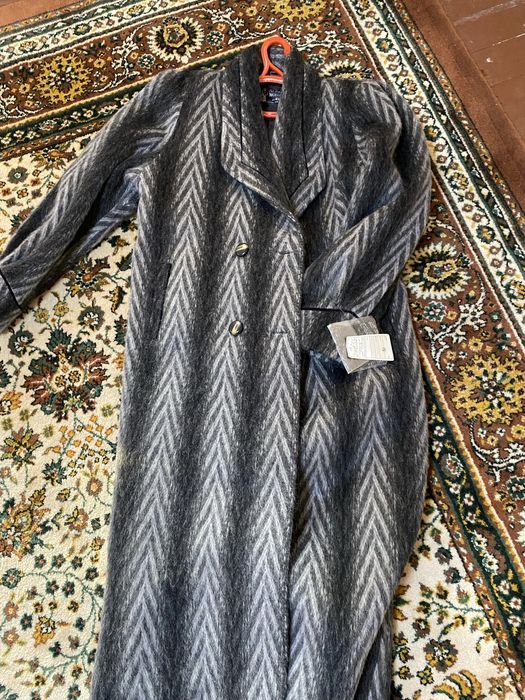 Муж костюм бр. и жен. пальто