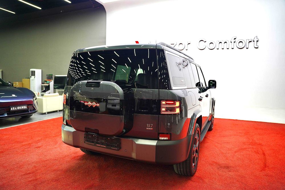 Leopard Titanium 7 Ultra 4WD