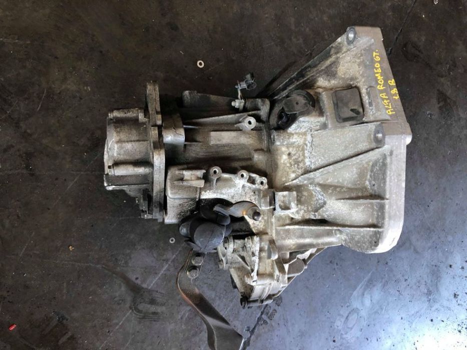 cutie viteza manuala  1.8 benzina 140 cp alfa romeo gt dupa 2009 ar32205