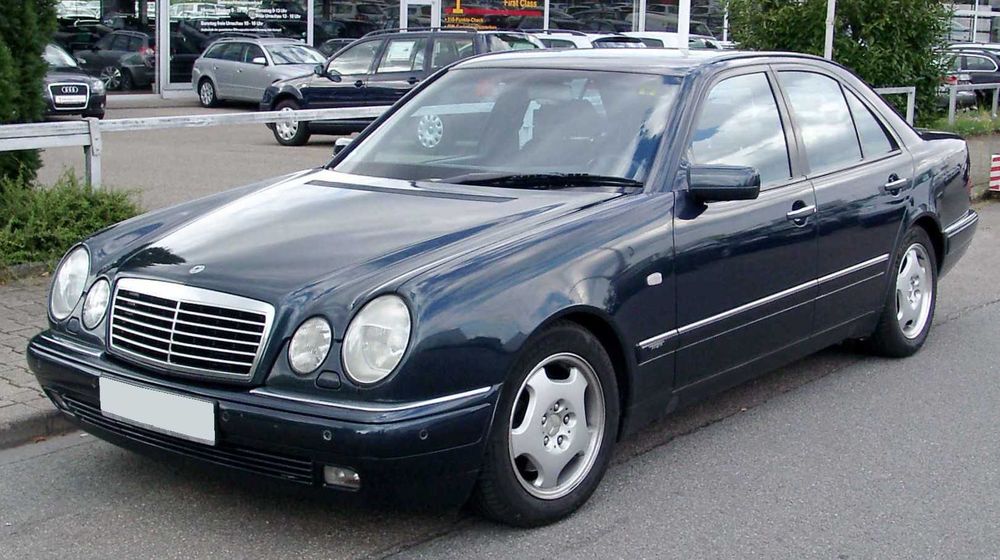 Бампер передний MERCEDES E-CLASS W210 99-/Мерседес е-класс В210 02