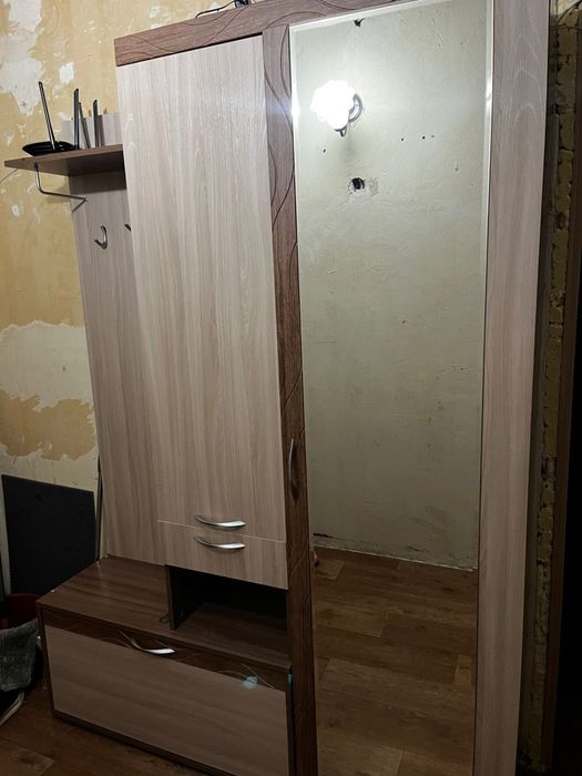 Шкаф в прихожую