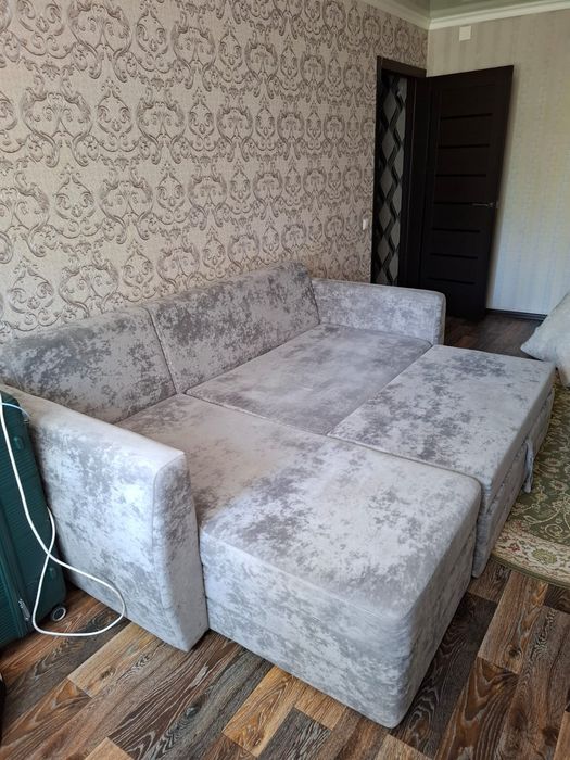 Продам диван с атаманкой