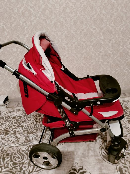 Продам коляску. Коляска для детей