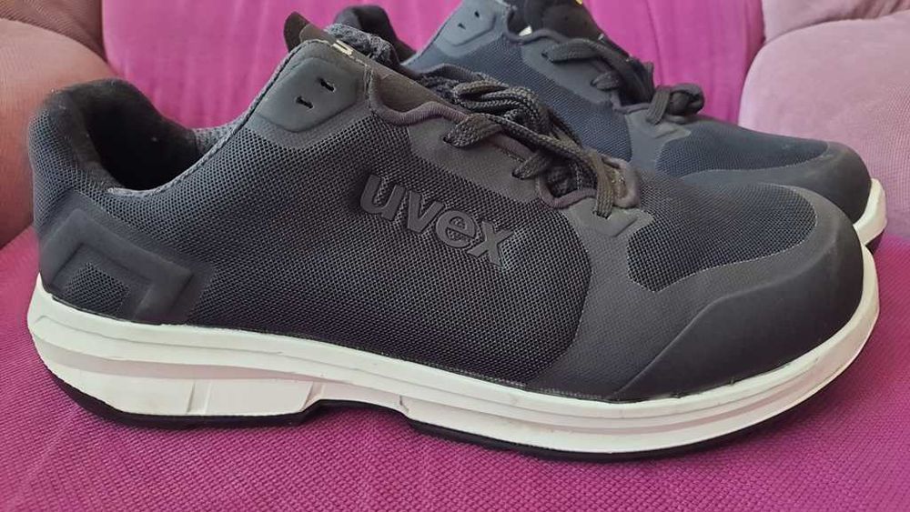 Pantofi / ghete Uvex marimea 42 - 42,5