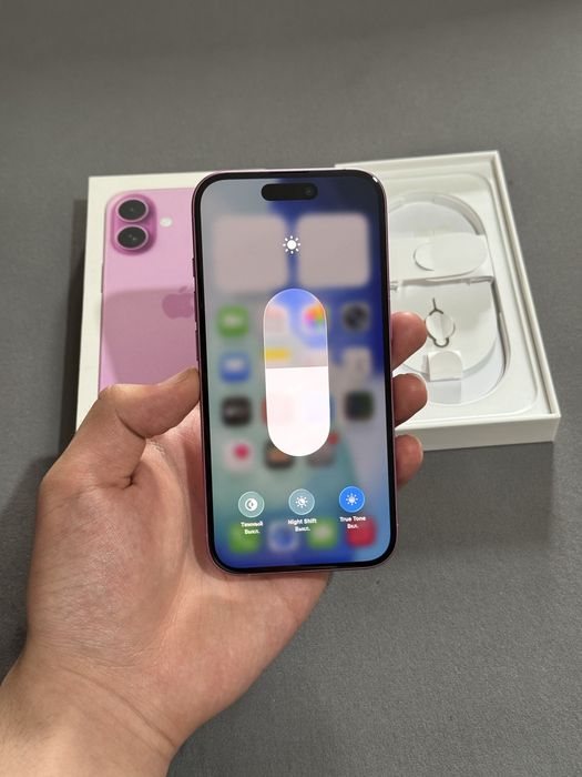 iPhone 16 128гб АКБ 93%