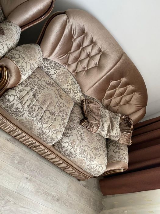 2 дивана и кресло