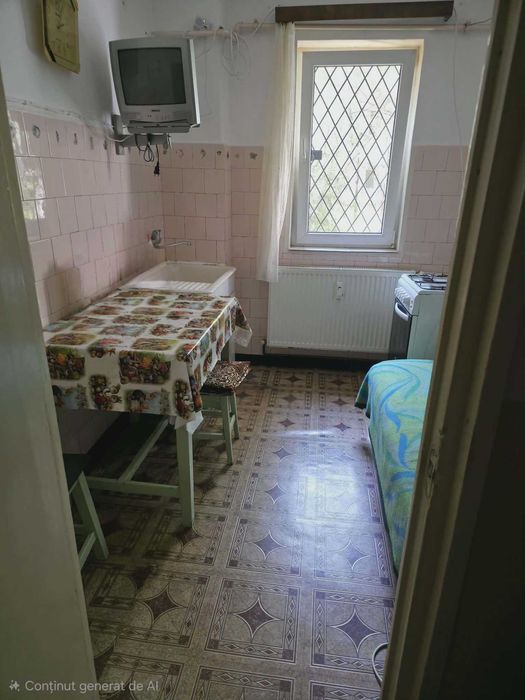 Vand apartament 2 camere, Ploiesti, zona Nord, aleea Catinei, parter, bloc fara risc seismic