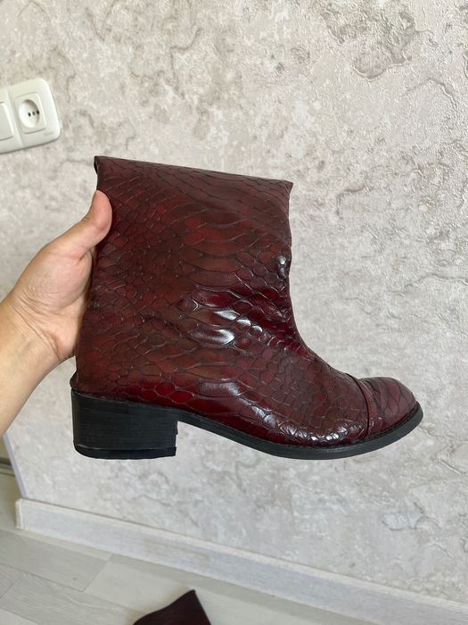 ayollar uchun demisezonniy oyoq kiyimlar