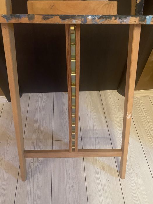 Vand sevalet in stare buna,adaug vopsele si carte profesionala