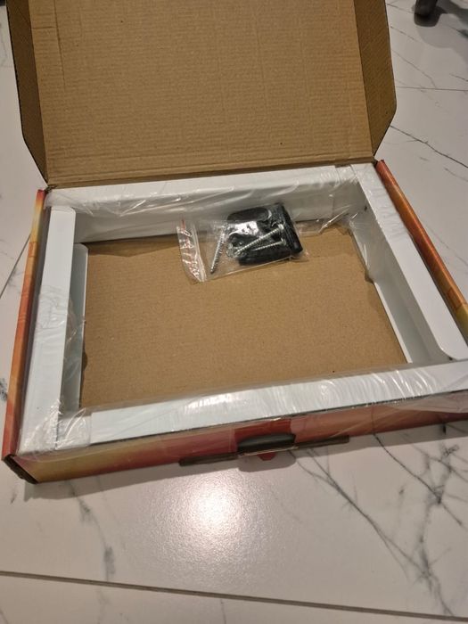 Продам кронштейн для микроволновки