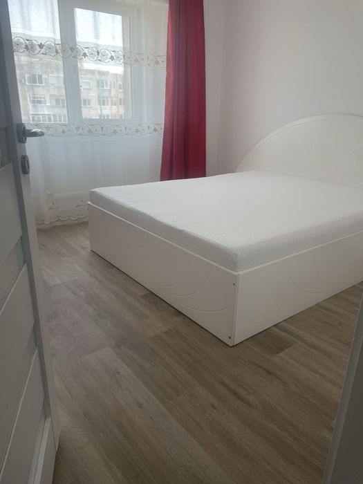 Inchiriez apartament