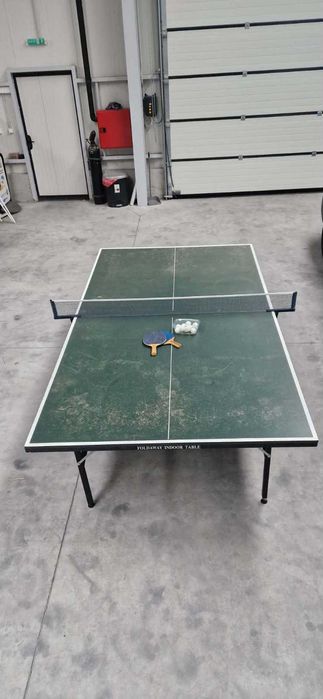 Тенис маса с мрежа и хилки