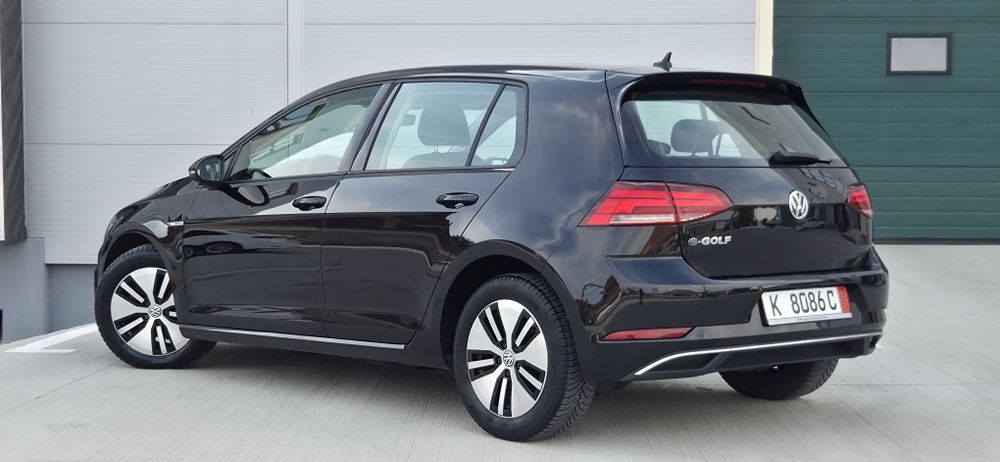 VOLKSWAGEN e-Golf 2018 — imagine 3