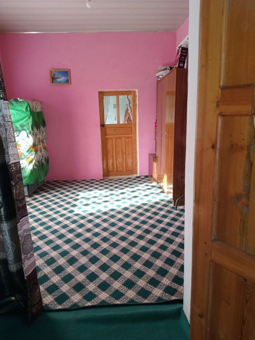 Навоий вилояти Уй срочно сотилади.