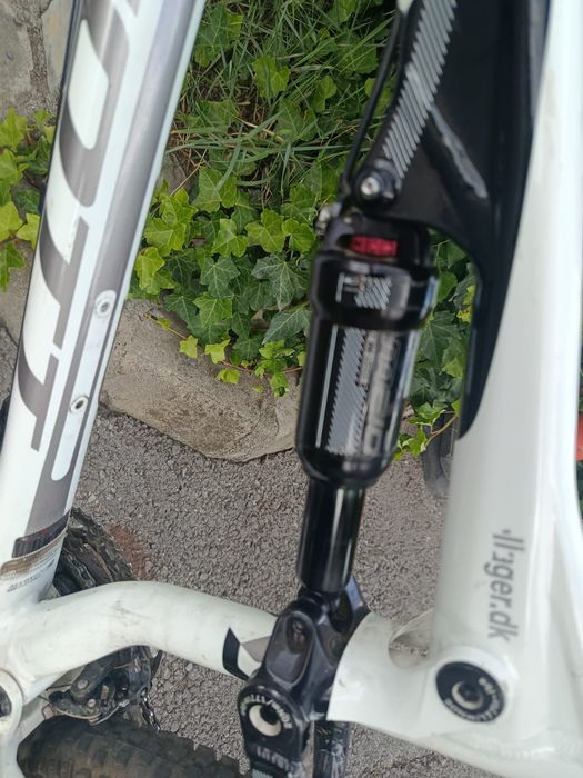 Bicicleta full suspension Scott Spark 50