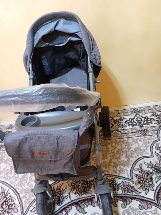 Bolalar kalyaskasi srochni sotilishi kerak