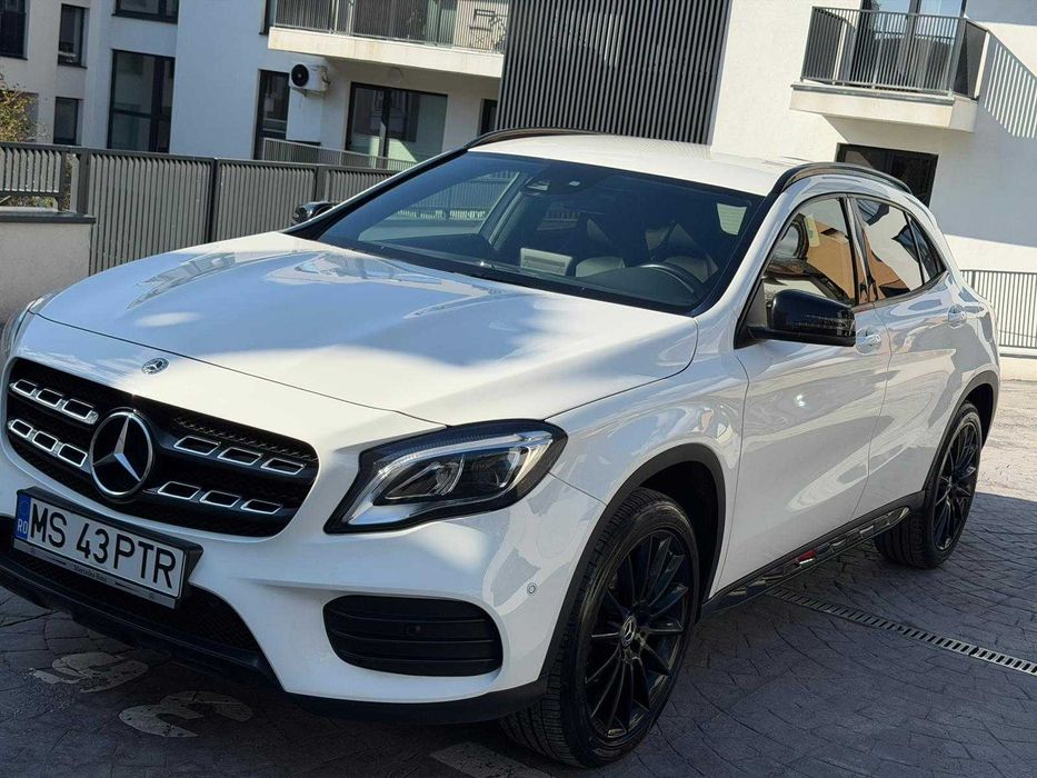 Vând Mercedes Benz GLA 200d