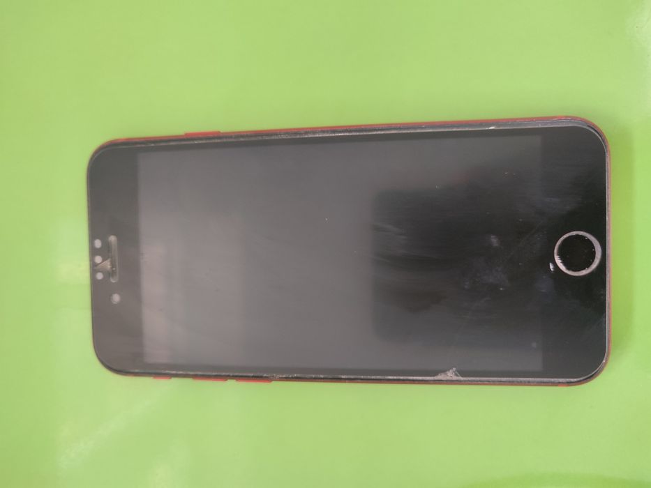 iPhone 8 srochna sotiladi