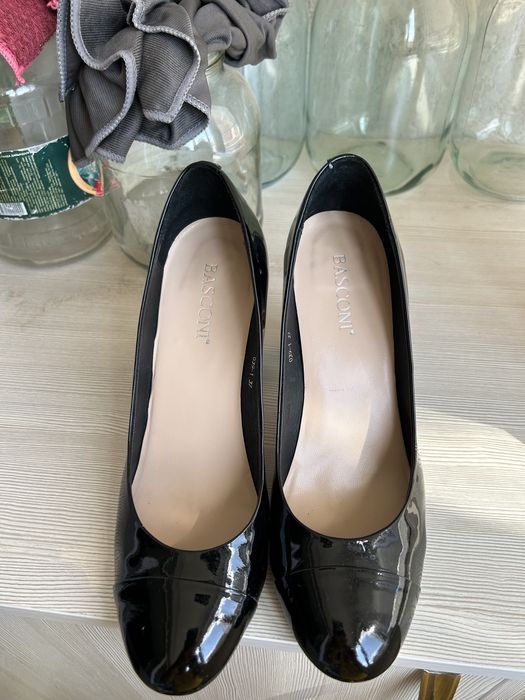 Туфли женские Basconi