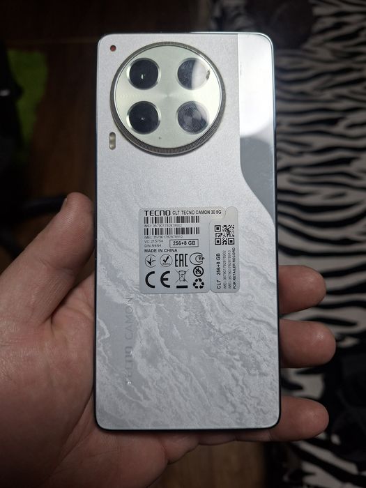 Продам Tecno Canon 30Pro