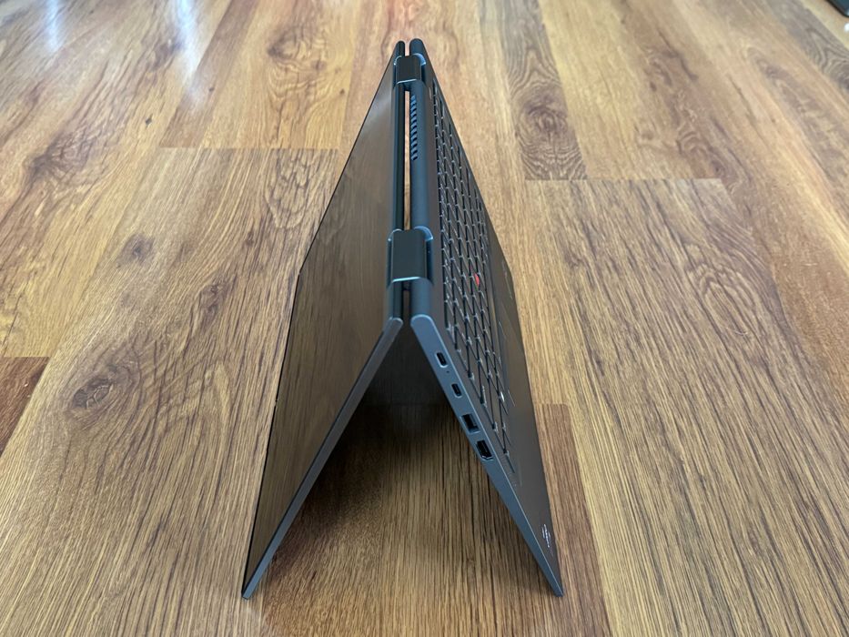 14' WUXGA Touch i7-1265u Lenovo ThinkPad X1 Yoga Gen 7 16GB LPDDR5/512