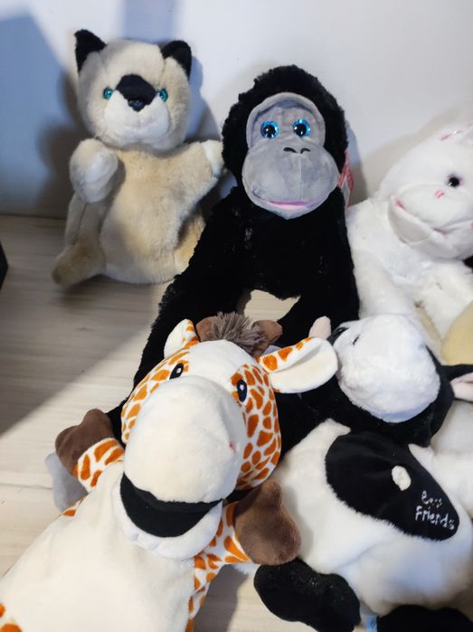 Седем ръкавици куклен театър