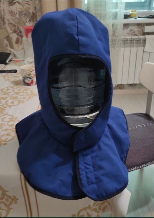 Шапка зимняя строительная для сварщиков бетонщиков и др специалистов