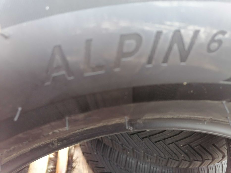 4 бр. Michelin Alpin 6 215/65R16