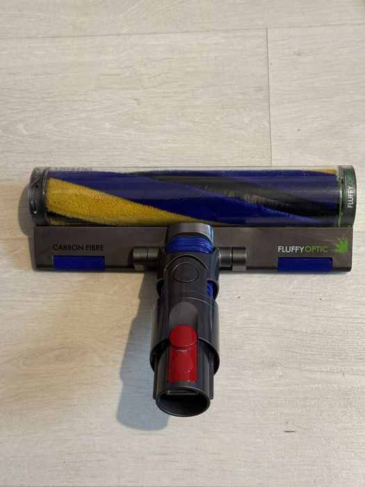 Perie Dyson V12 motorizata laser flufly