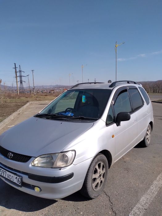 Срочно Продам машина тайота