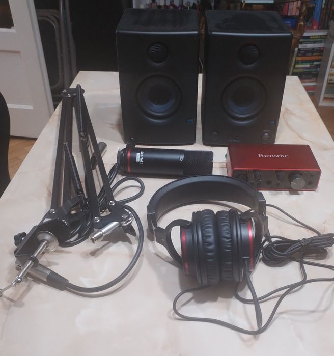 Vând echipament studio