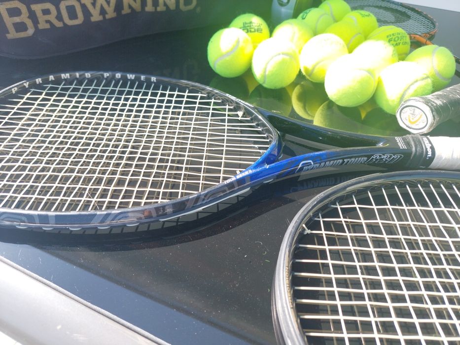 Vând Rachete de tenis