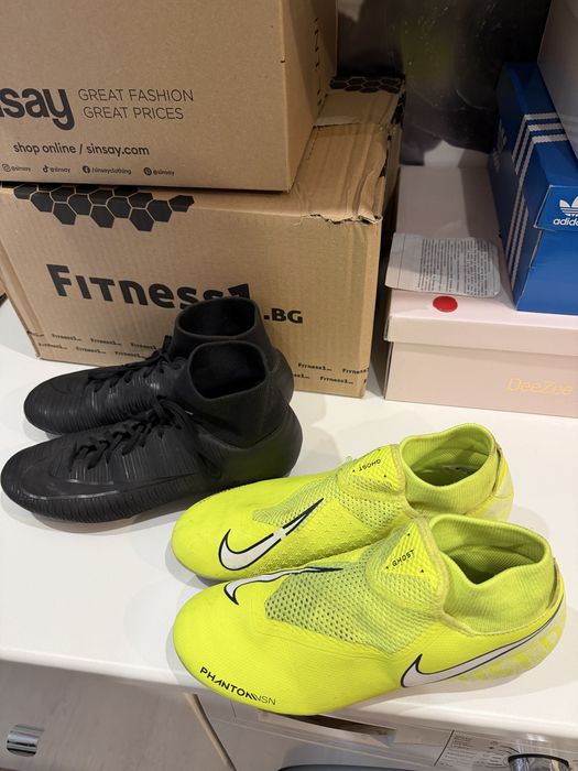 Бутонки за футбол, NIKE.