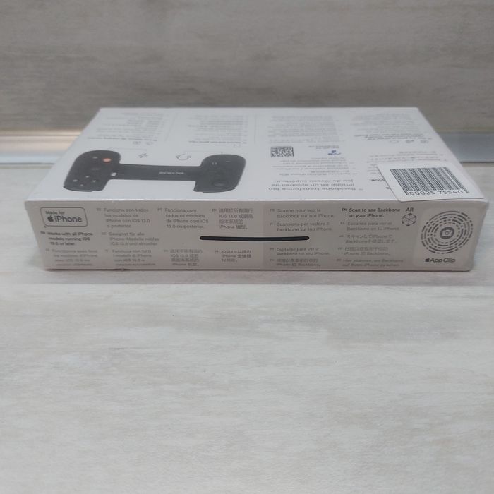 ЧИСТО НОВ Гейминг контролер Backbone One (2nd Gen) Lightning за iPhone
