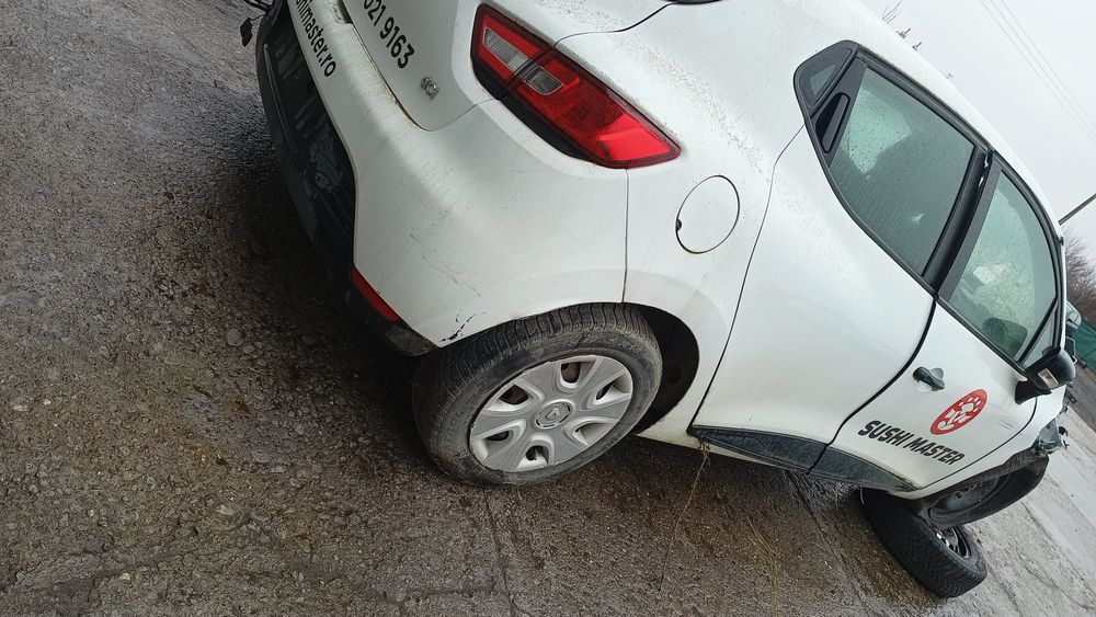 Dezmembrez Clio 4 2014 1.5 dci euro 5