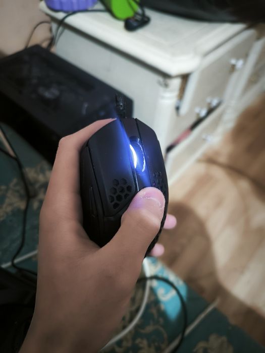 Продам мышку hyperx