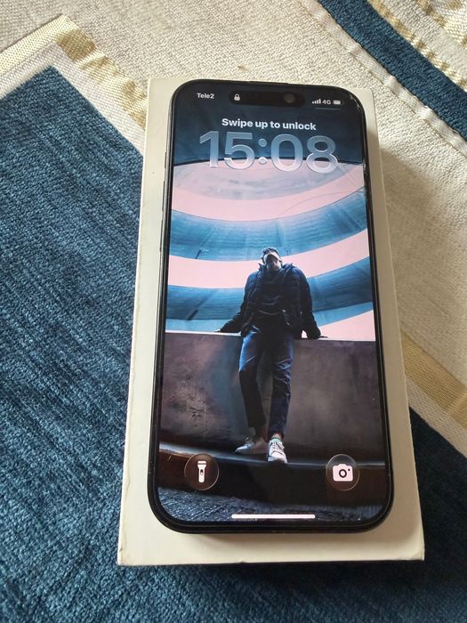 Продается iPhone 15 Pro 128 GB, черный цвет.