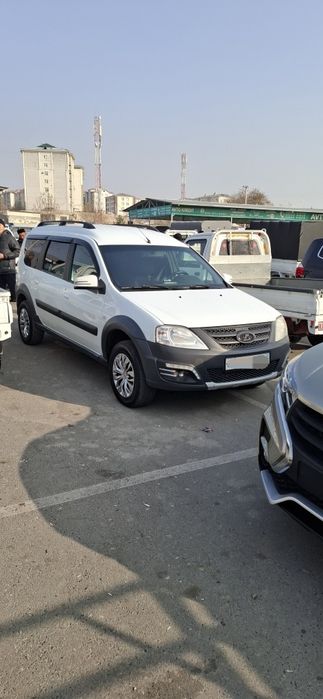 Ларгус крос идеал холатда